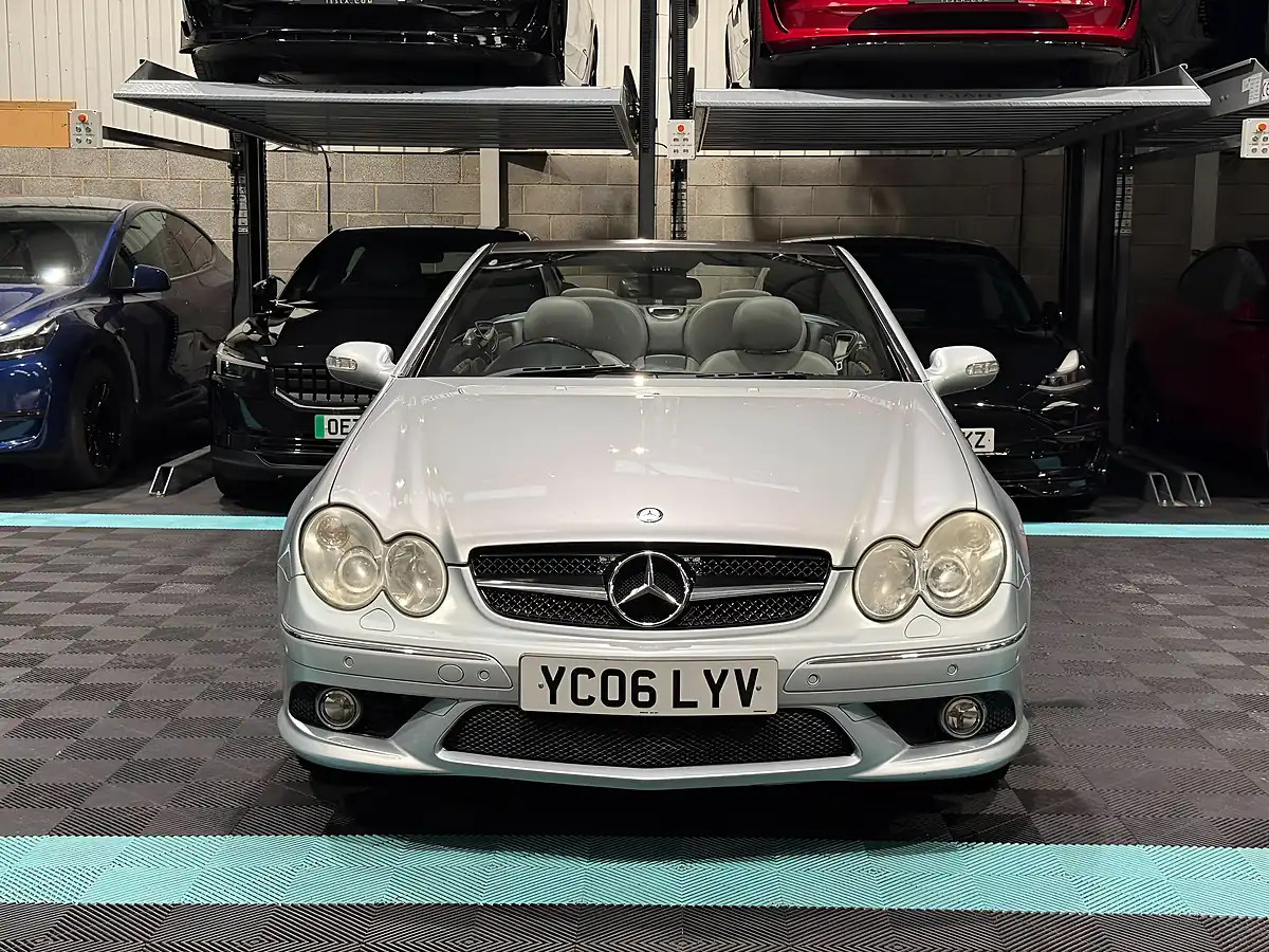 Used 2006 Mercedes-Benz Clk Sport Cabriolet Silver - Interior and Exterior details 3