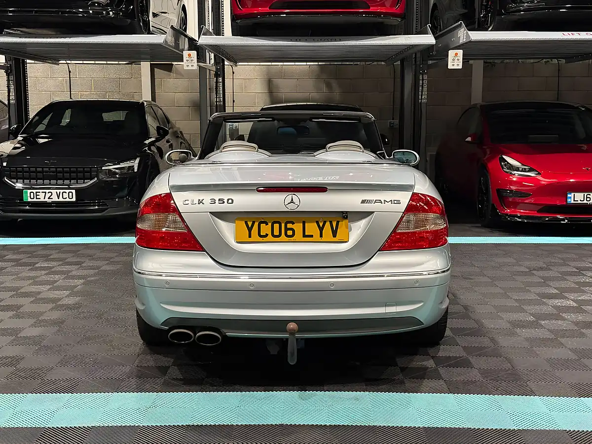 Used 2006 Mercedes-Benz Clk Sport Cabriolet Silver - Interior and Exterior details 7