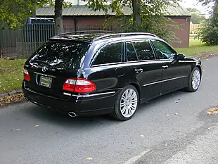 Used 2006 Mercedes-Benz E Class Estate Black - Interior and Exterior details 3