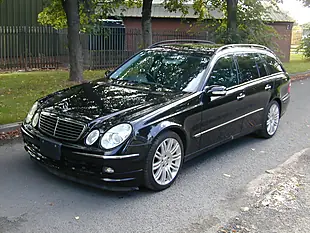 Used 2006 Mercedes-Benz E Class Estate Black - Interior and Exterior details 8