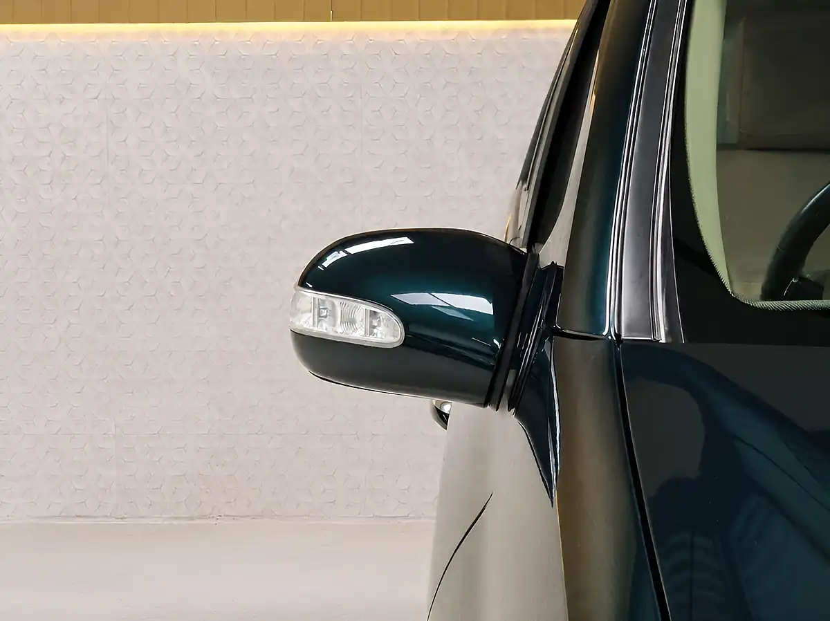 Used 2006 Mercedes-Benz M-Class Se Andradite Green - Interior and Exterior details 11