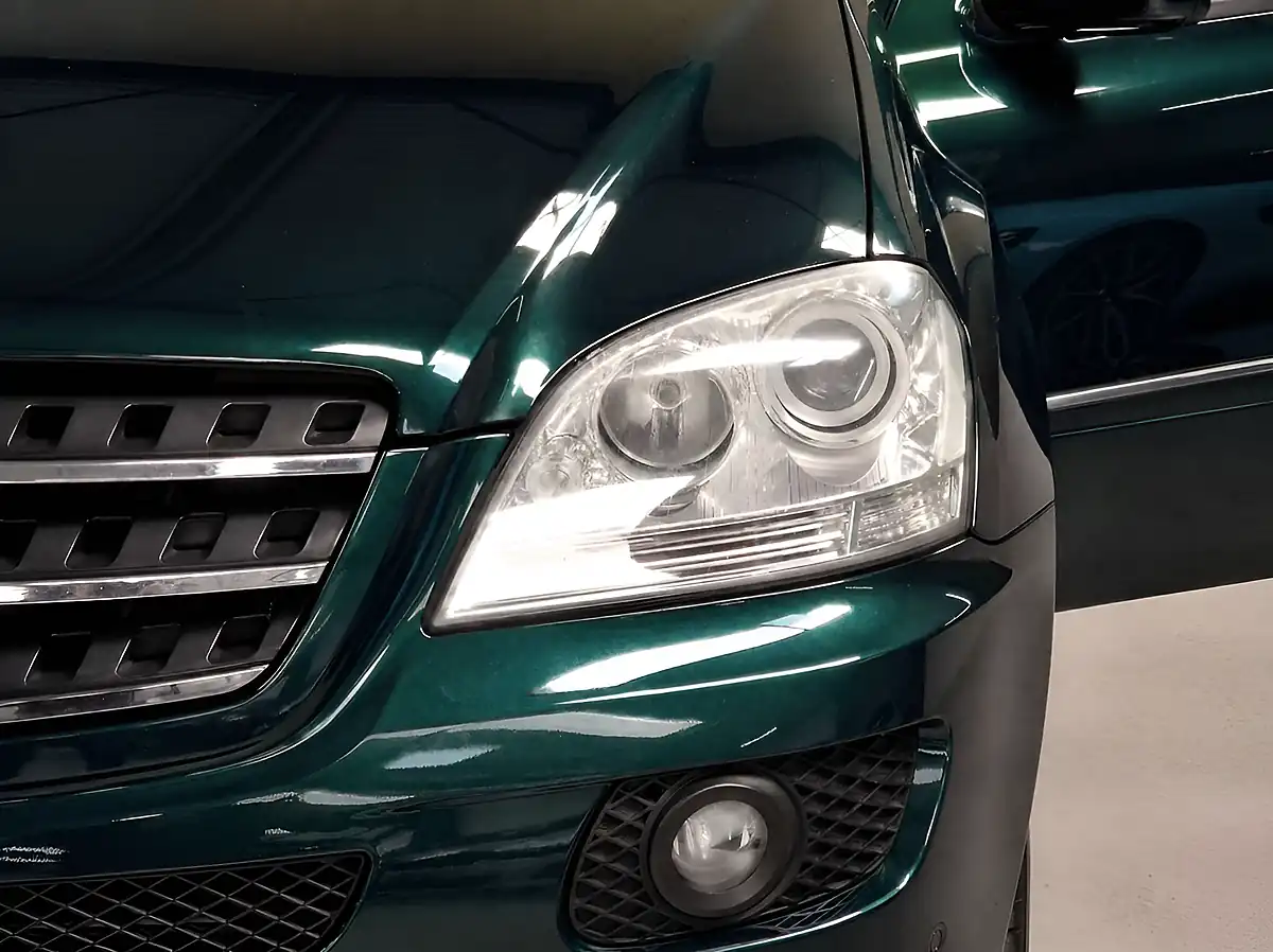 Used 2006 Mercedes-Benz M-Class Se Andradite Green - Interior and Exterior details 8
