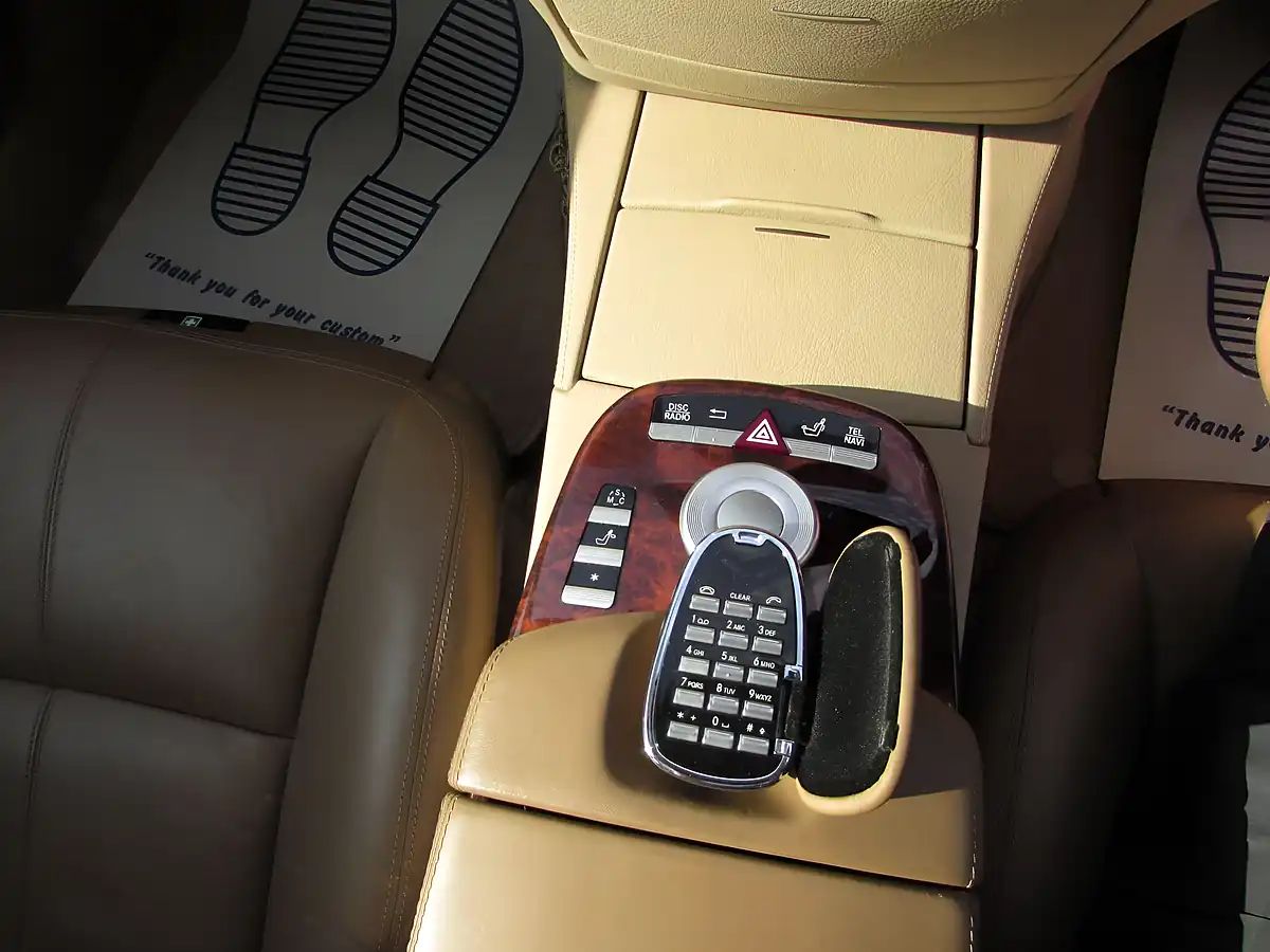 Used 2006 Mercedes-Benz S Class Lwb Silver - Interior and Exterior details 15