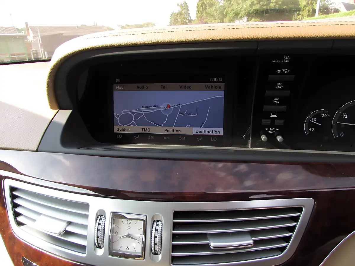 Used 2006 Mercedes-Benz S Class Lwb Silver - Interior and Exterior details 16