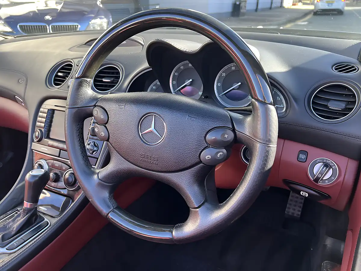 Used 2006 Mercedes-Benz Sl Black - Interior and Exterior details 11