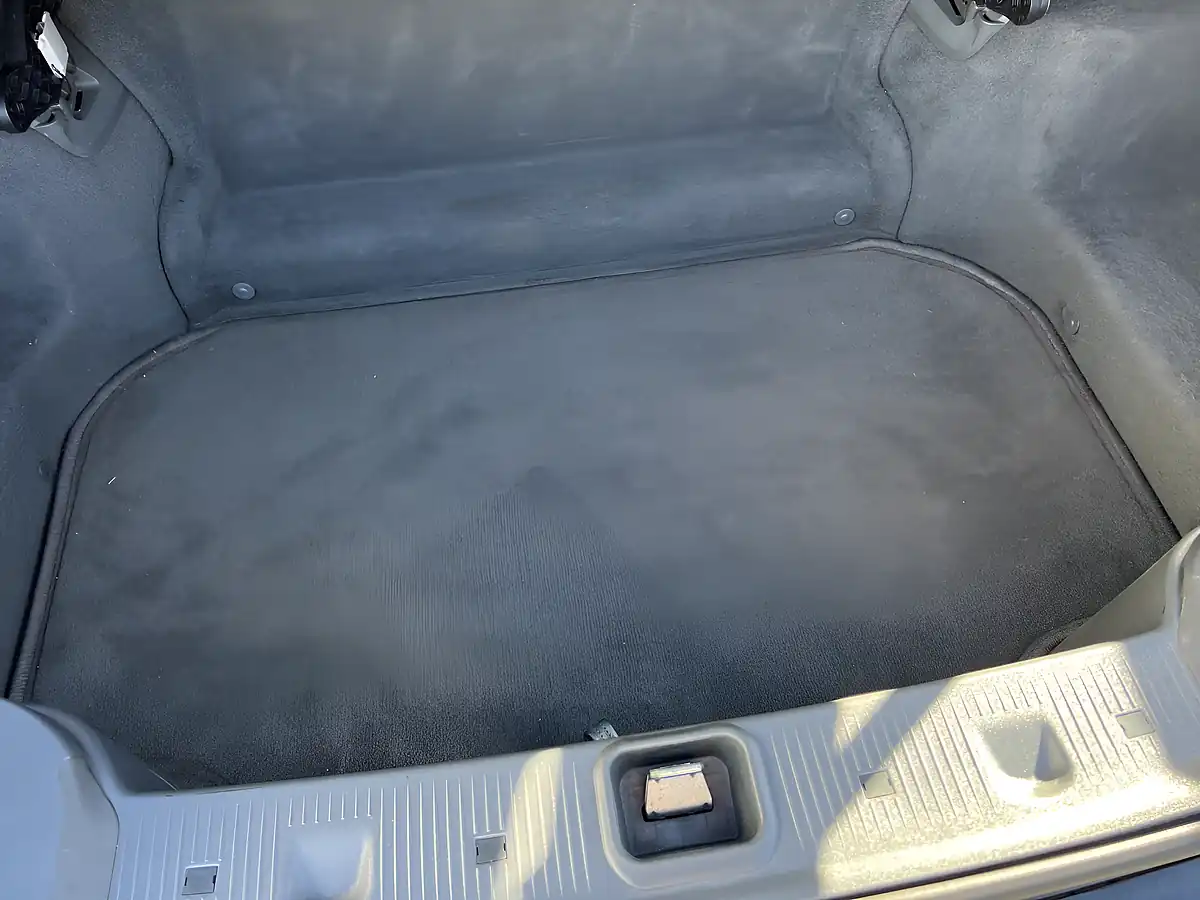 Used 2006 Mercedes-Benz Sl Black - Interior and Exterior details 15