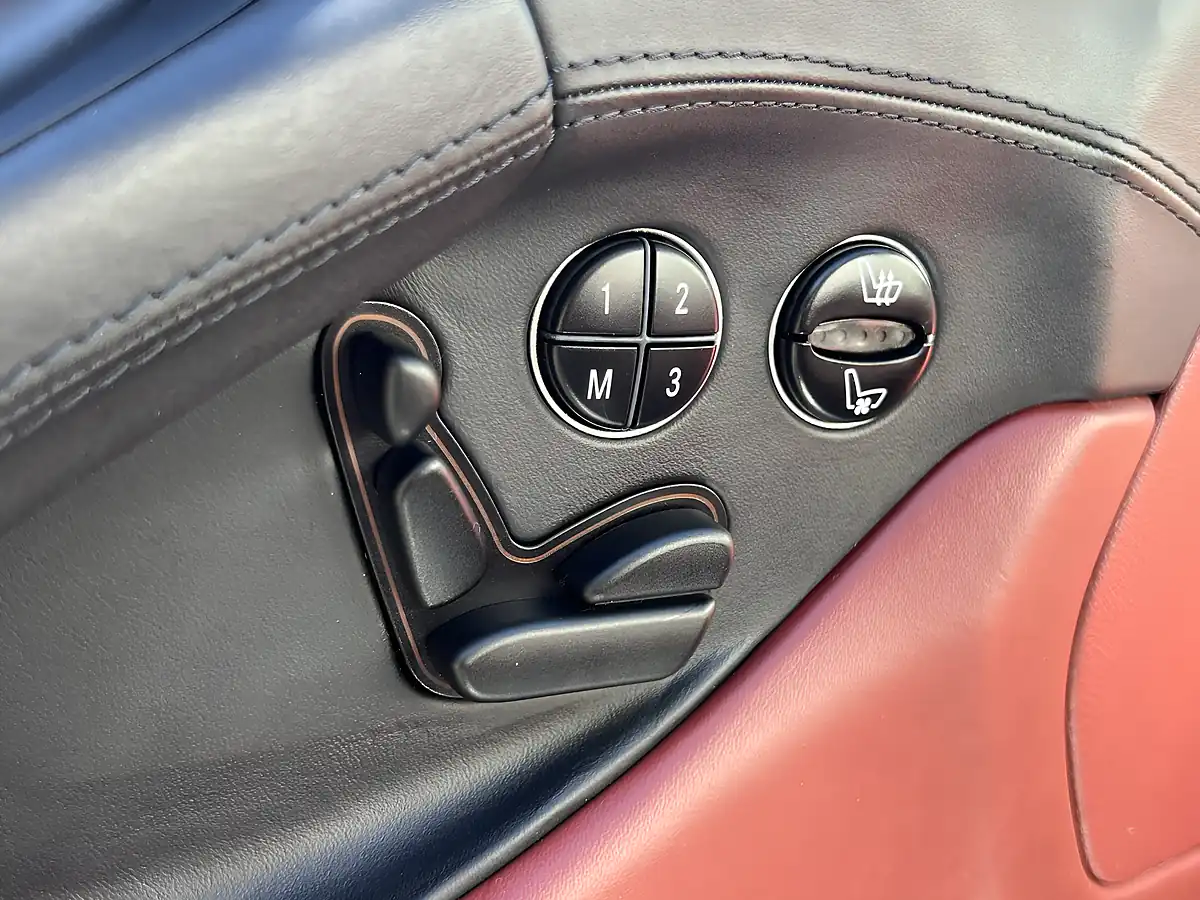 Used 2006 Mercedes-Benz Sl Black - Interior and Exterior details 6