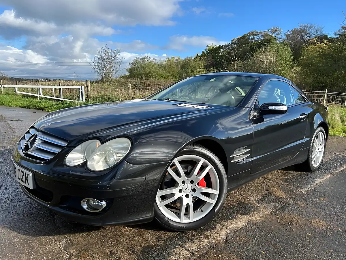 Used 2006 Mercedes-Benz Sl Convertible Black - Interior and Exterior details 4