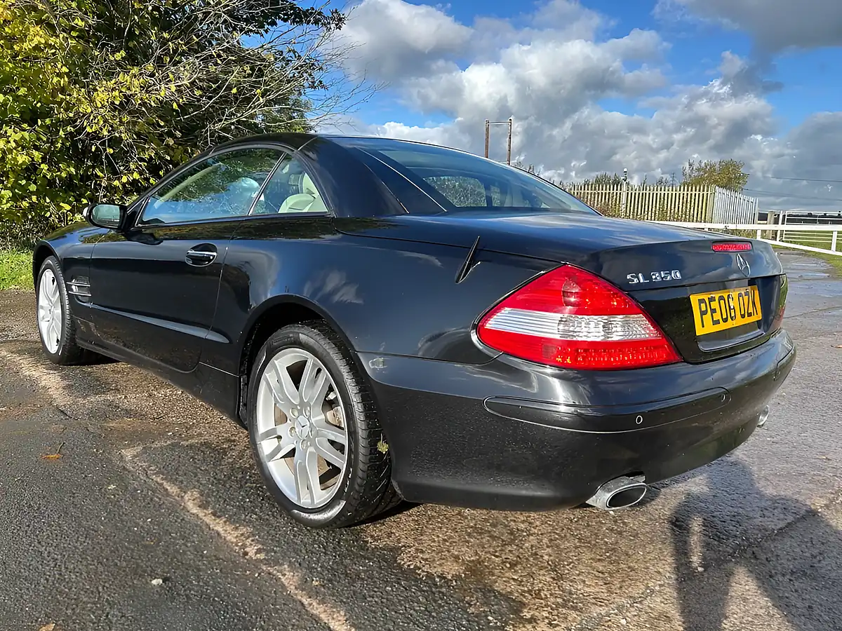 Used 2006 Mercedes-Benz Sl Convertible Black - Interior and Exterior details 6