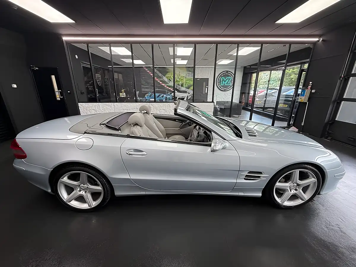 Used 2006 Mercedes-Benz Sl Convertible Silver - Interior and Exterior details 17