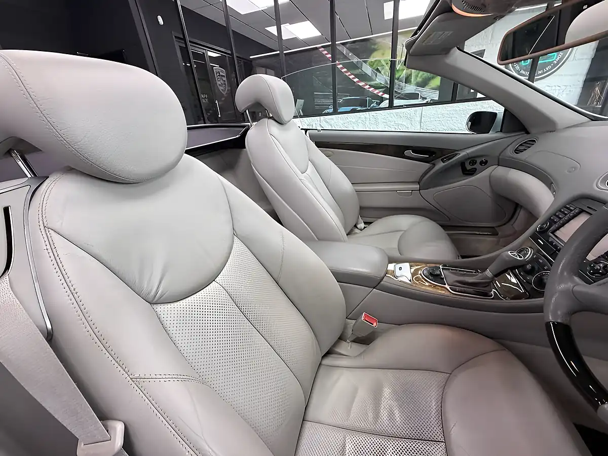 Used 2006 Mercedes-Benz Sl Convertible Silver - Interior and Exterior details 3