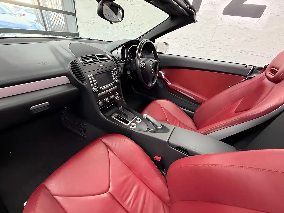 Used 2006 Mercedes-Benz Slk SLK350 Silver - Interior and Exterior details 5