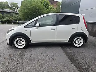 Used 2006 Mitsubishi Colt Version R White - Interior and Exterior details 3
