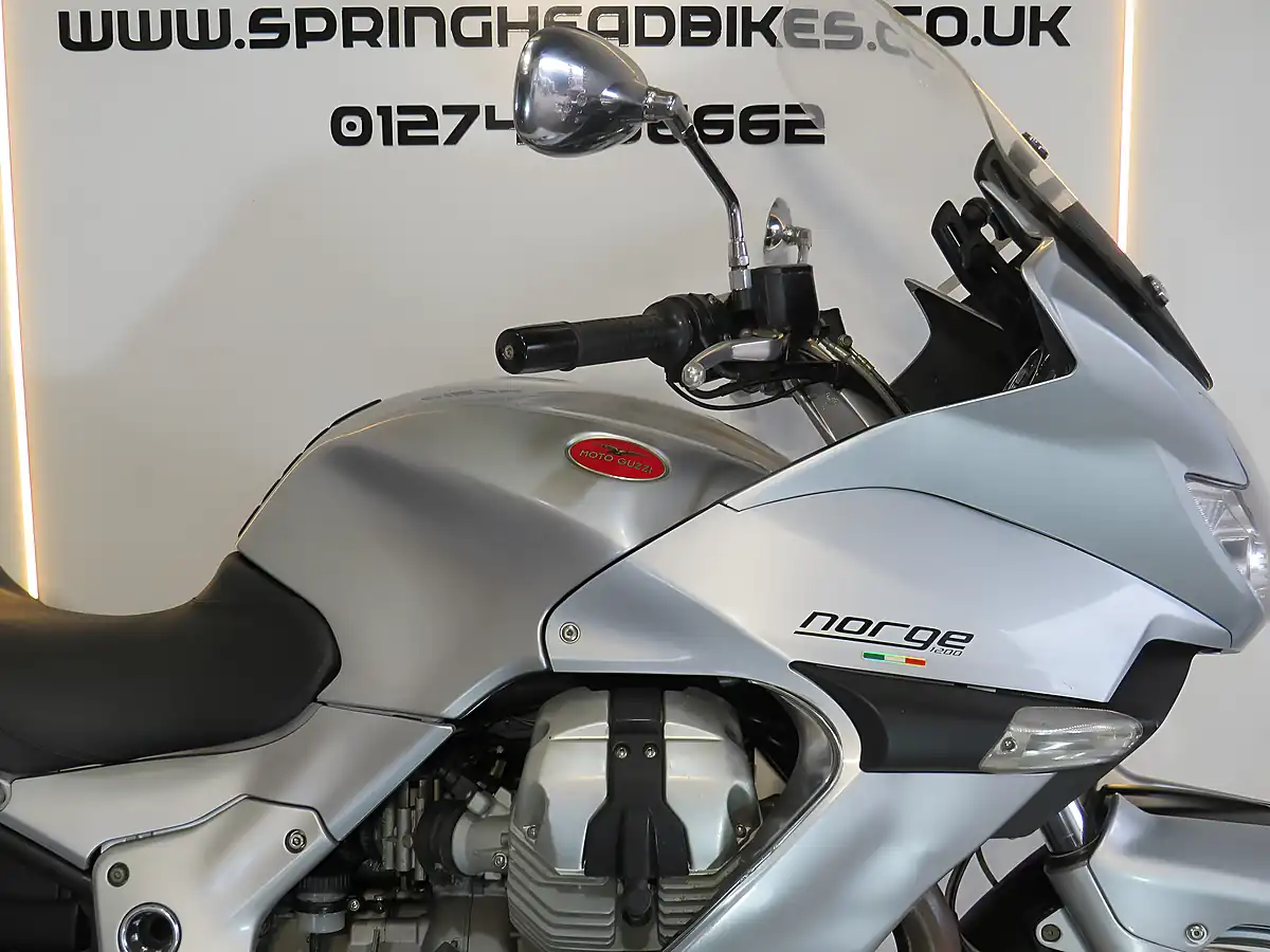 Used 2006 Moto Guzzi Norge Silver - Interior and Exterior details 13