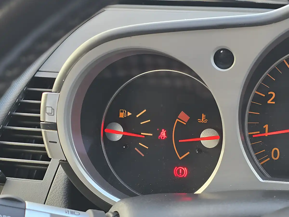 Used 2006 Nissan 350Z GT Blue - Interior and Exterior details 17