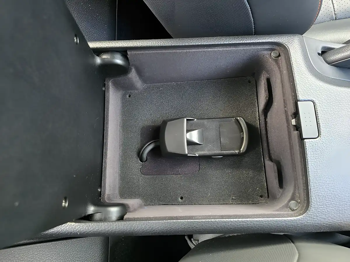 Used 2006 Nissan 350Z GT Blue - Interior and Exterior details 18