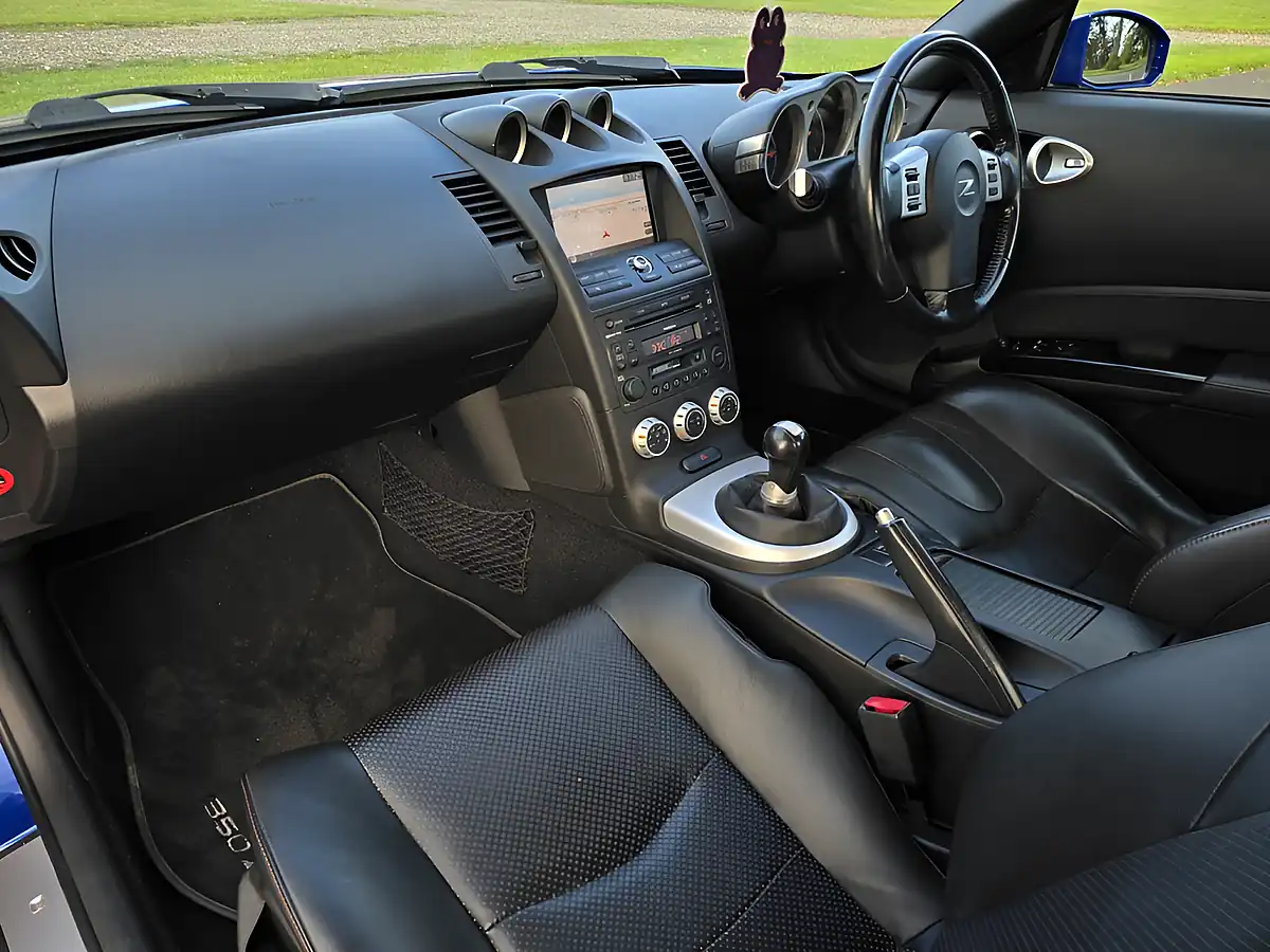 Used 2006 Nissan 350Z GT Blue - Interior and Exterior details 3