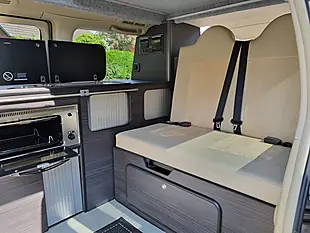 Used 2006 Nissan Elgrand Camper Silver - Interior and Exterior details 15