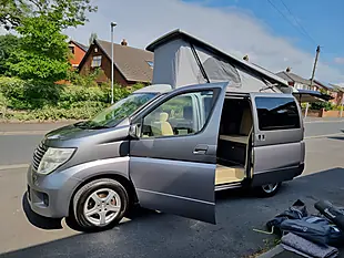 Used 2006 Nissan Elgrand Camper Silver - Interior and Exterior details 8