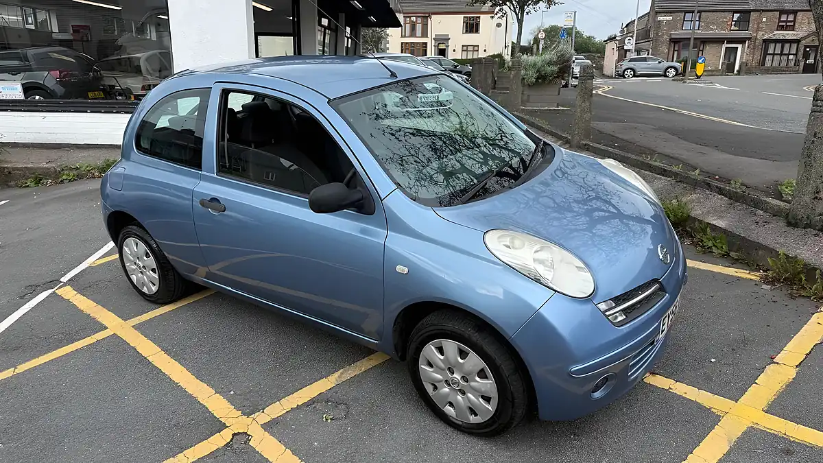 Used 2006 Nissan Micra Initia Blue - Interior and Exterior details 7