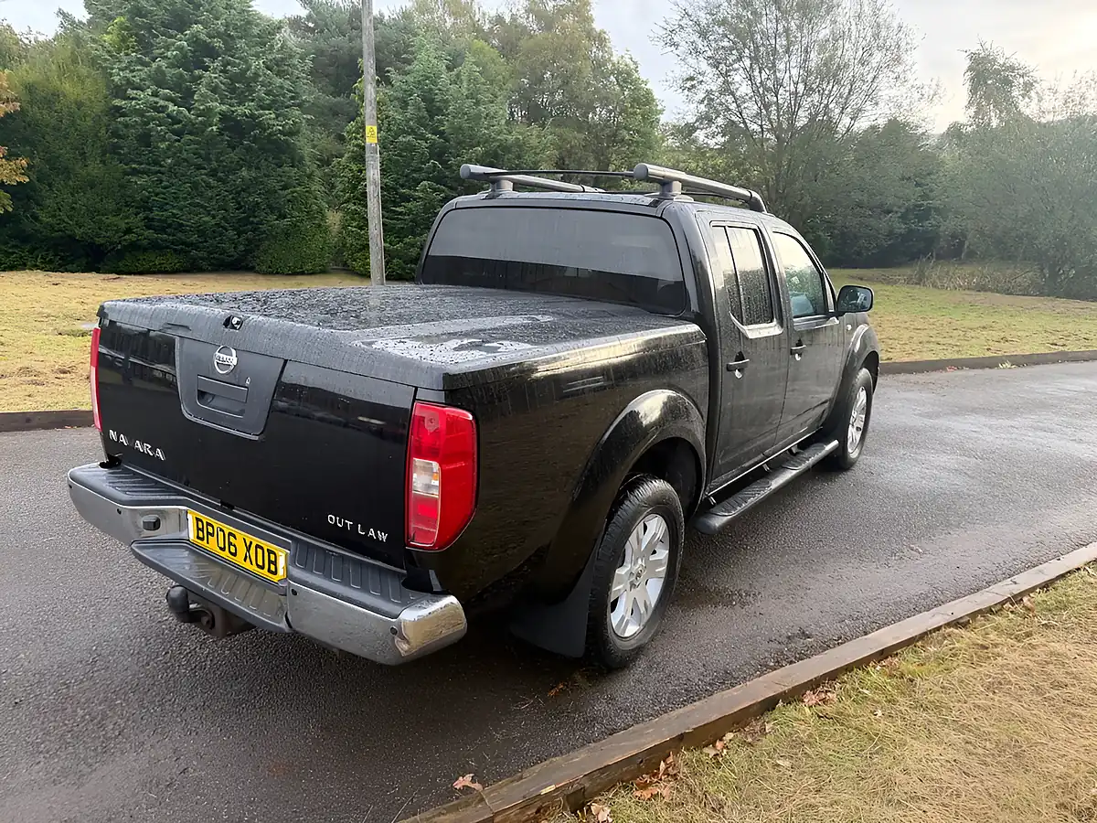 Used 2006 Nissan Navara Outlaw Black - Interior and Exterior details 9