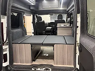 Used 2006 Nissan NV300 Tekna L1H2 White - Interior and Exterior details 12