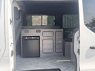 Used 2006 Nissan NV300 Tekna L1H2 White - Interior and Exterior details 17