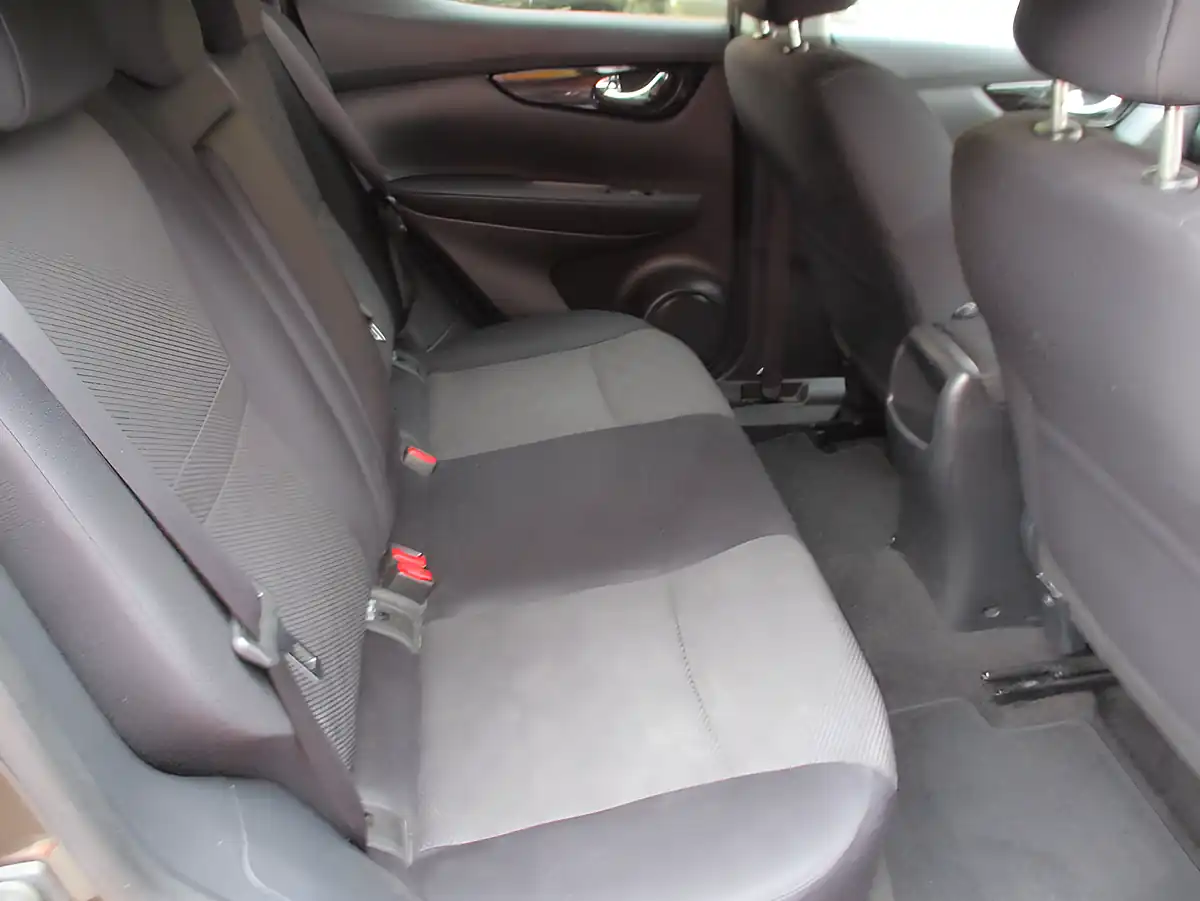 Used 2006 Nissan Qashqai N-Connecta Bronze - Interior and Exterior details 10