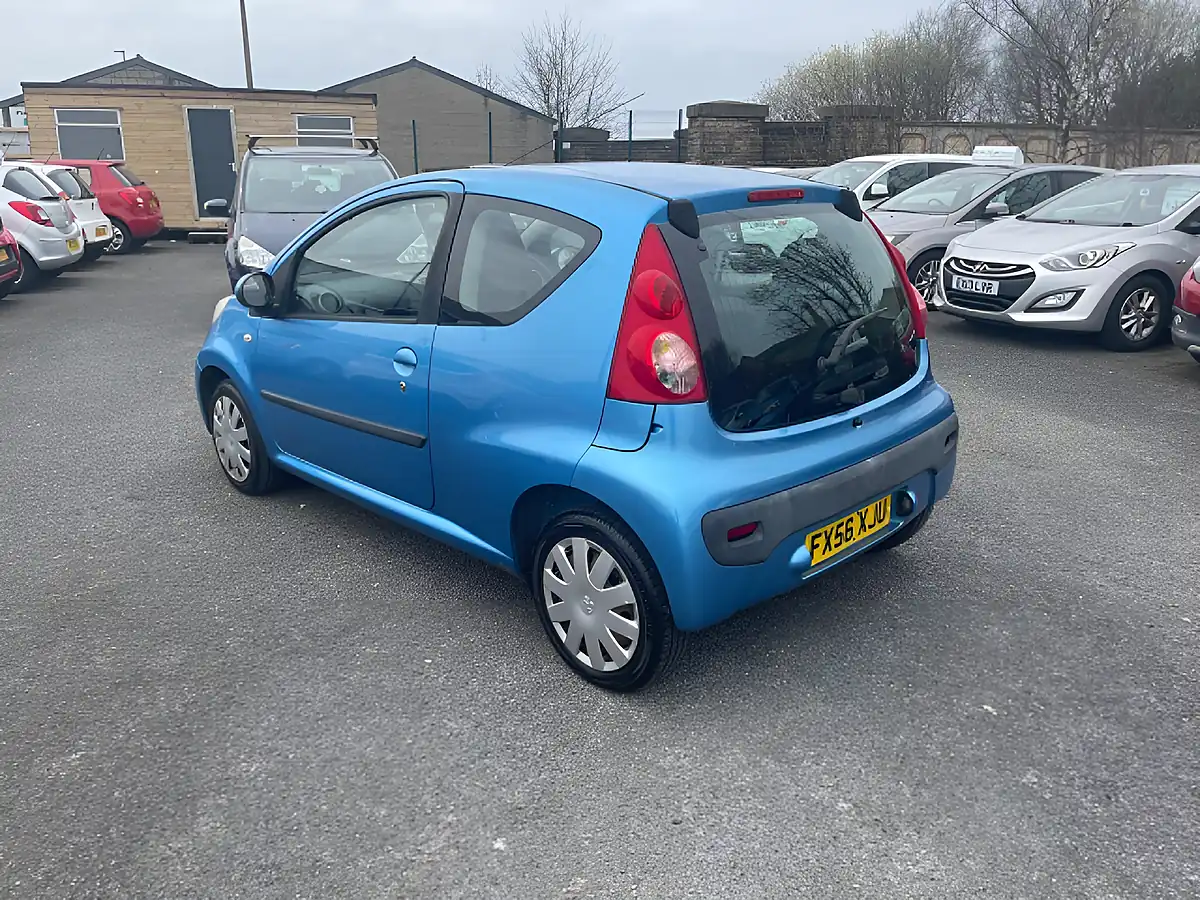 Used 2006 Peugeot 107 Urban Blue - Interior and Exterior details 4