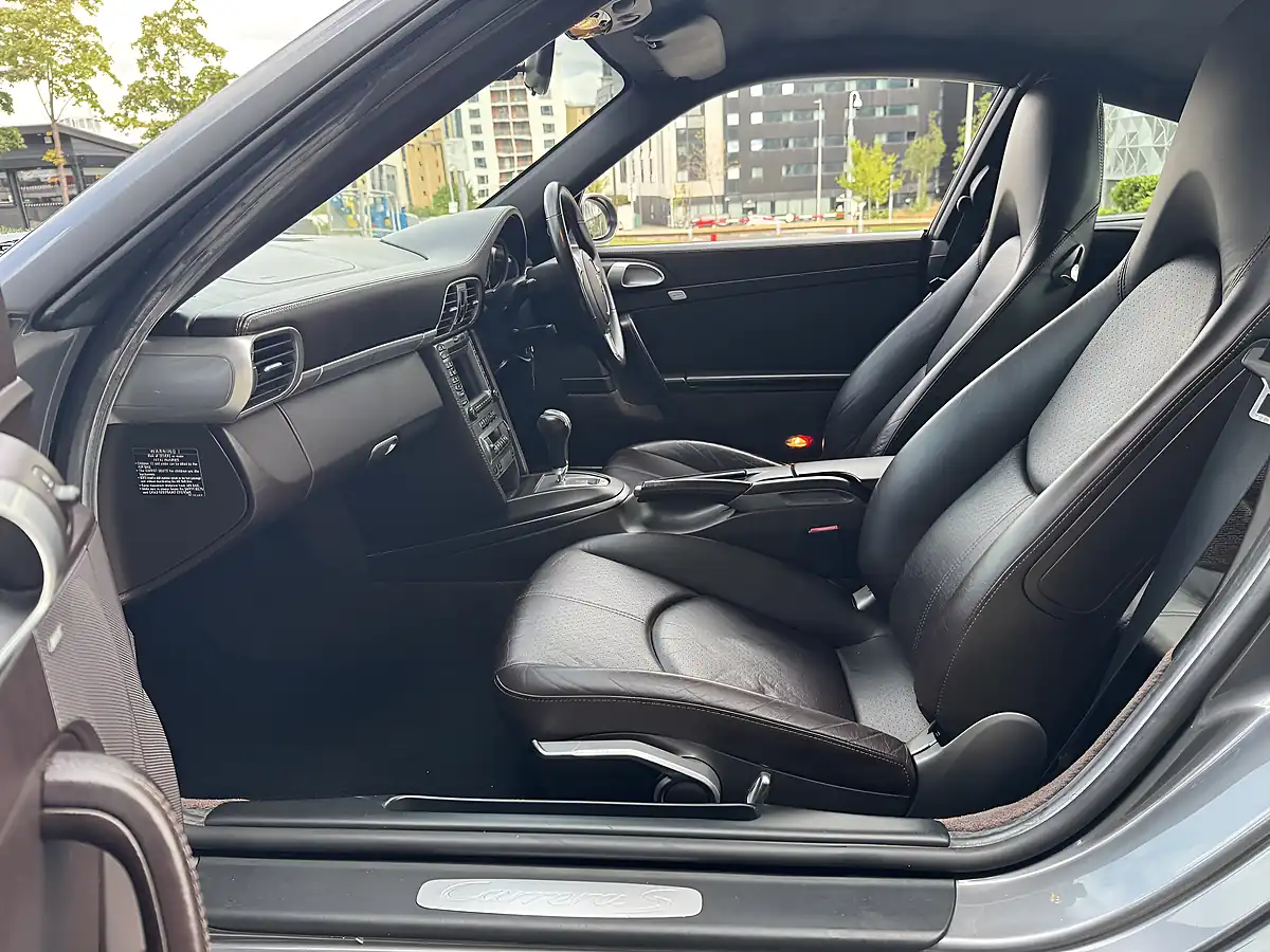 Used 2006 Porsche 911 Carrera S Grey - Interior and Exterior details 16