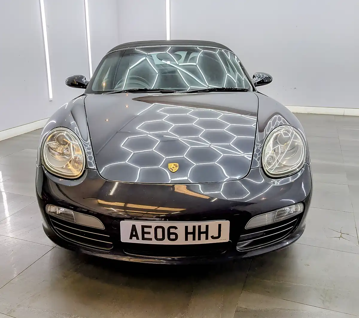 Used 2006 Porsche Boxster 987 S Atlas Grey - Interior and Exterior details 4