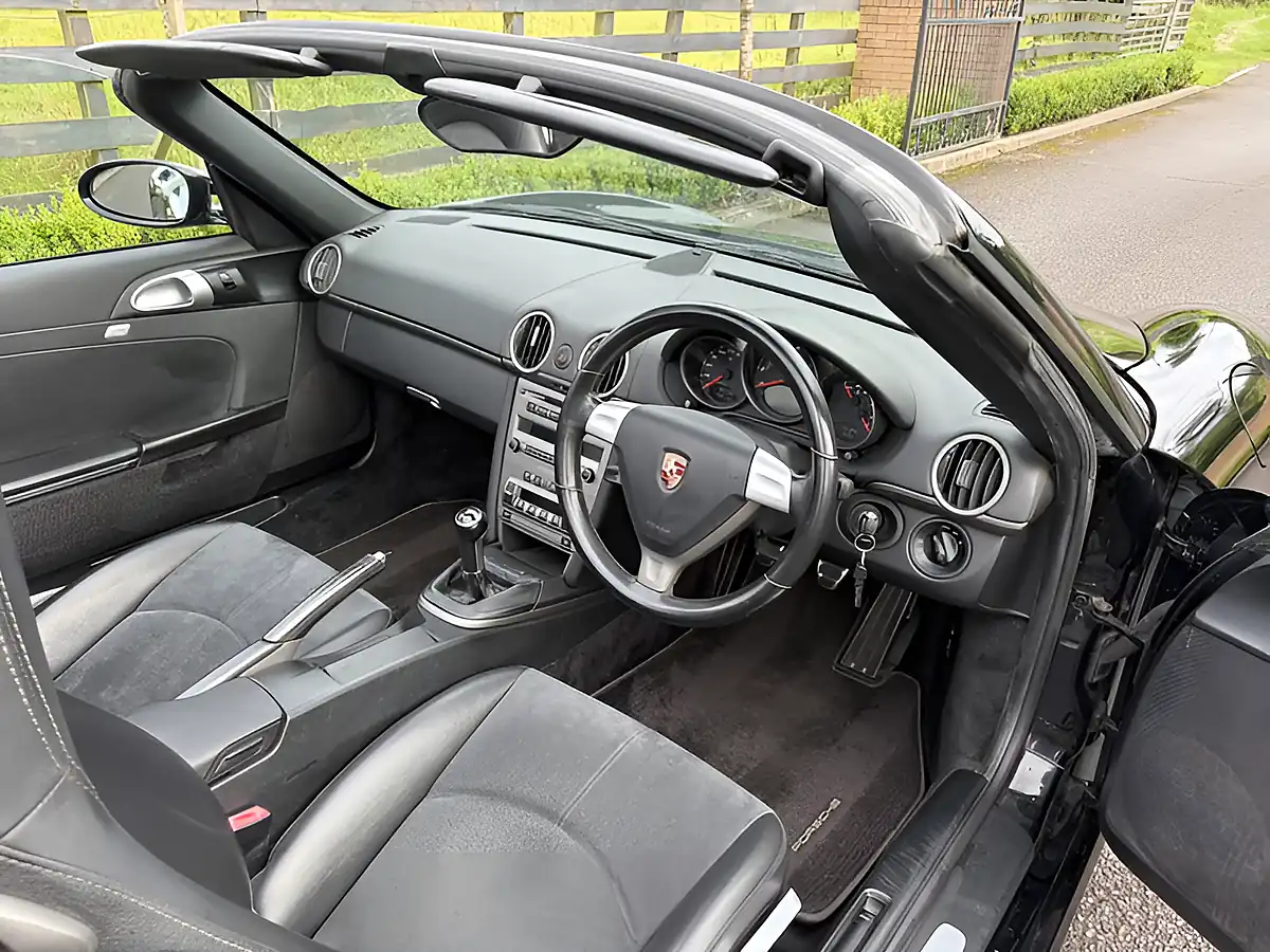 Used 2006 Porsche Boxster Black - Interior and Exterior details 16