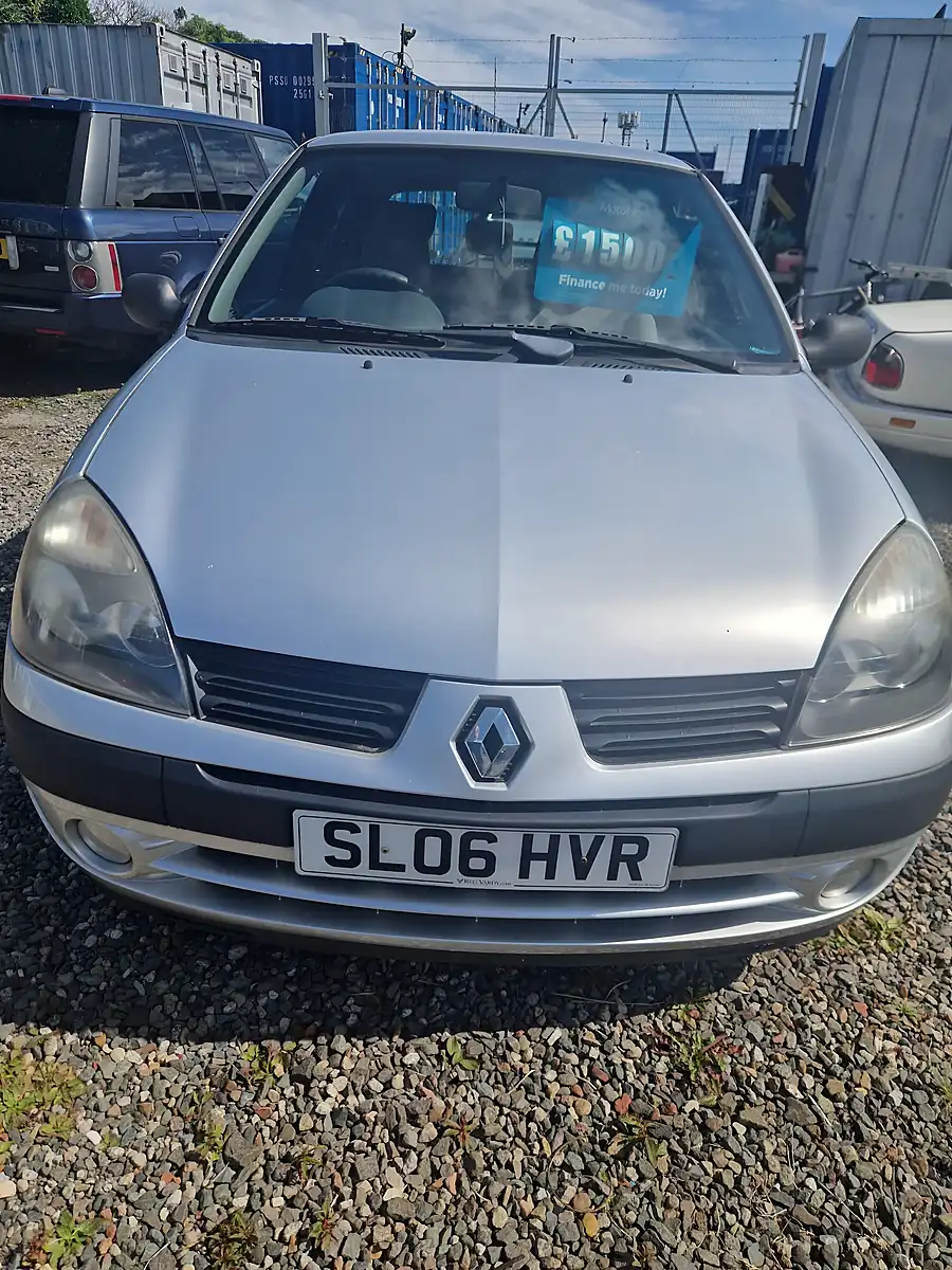 Used 2006 Renault Clio Campus 3dr Silver - Interior and Exterior details 2