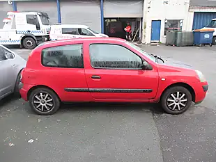 Used 2006 Renault Clio Campus Red - Interior and Exterior details 3