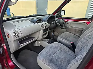 Used 2006 Renault Kangoo Expression Red - Interior and Exterior details 18
