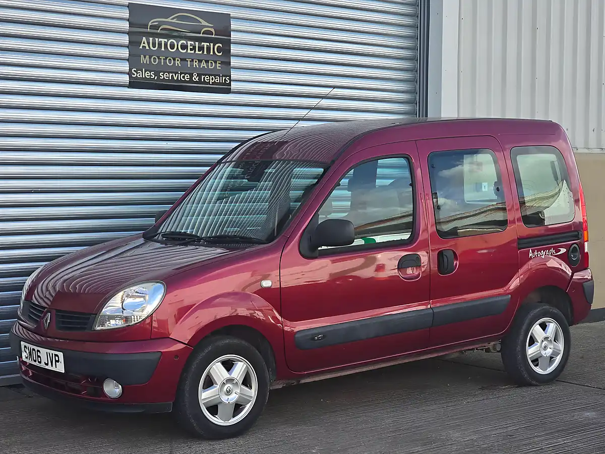 Used 2006 Renault Kangoo Expression Red - Interior and Exterior details 3