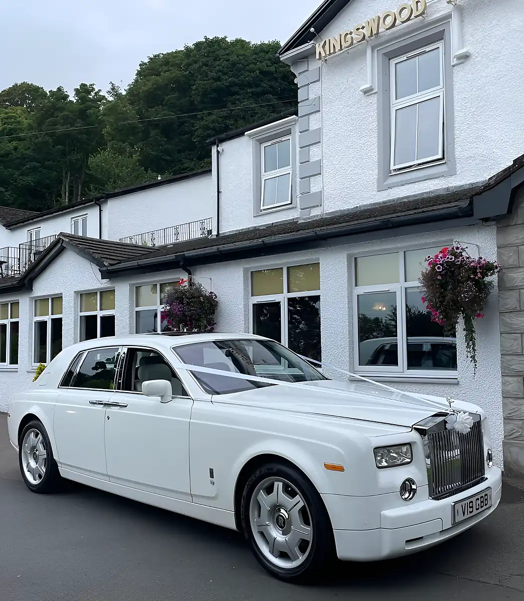 Used 2006 Rolls-Royce Phantom White - Interior and Exterior details 4