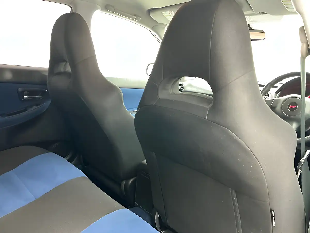 Used 2006 Subaru Impreza Type Uk Black - Interior and Exterior details 15