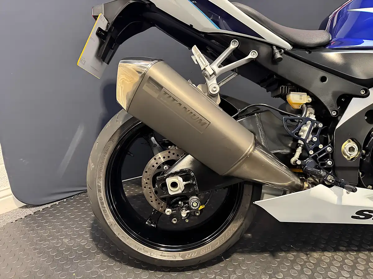 Used 2006 Suzuki GSX-R1000 - Interior and Exterior details 10