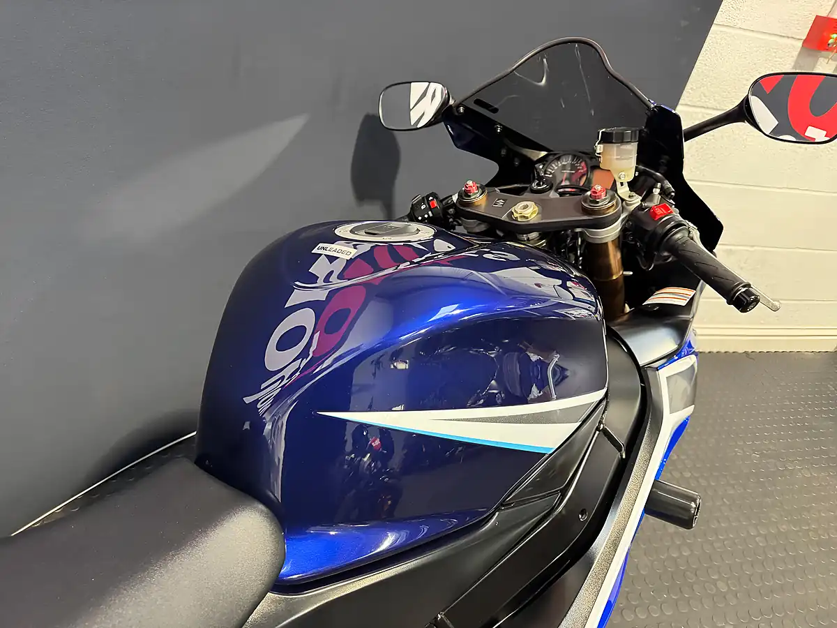 Used 2006 Suzuki GSX-R1000 - Interior and Exterior details 11