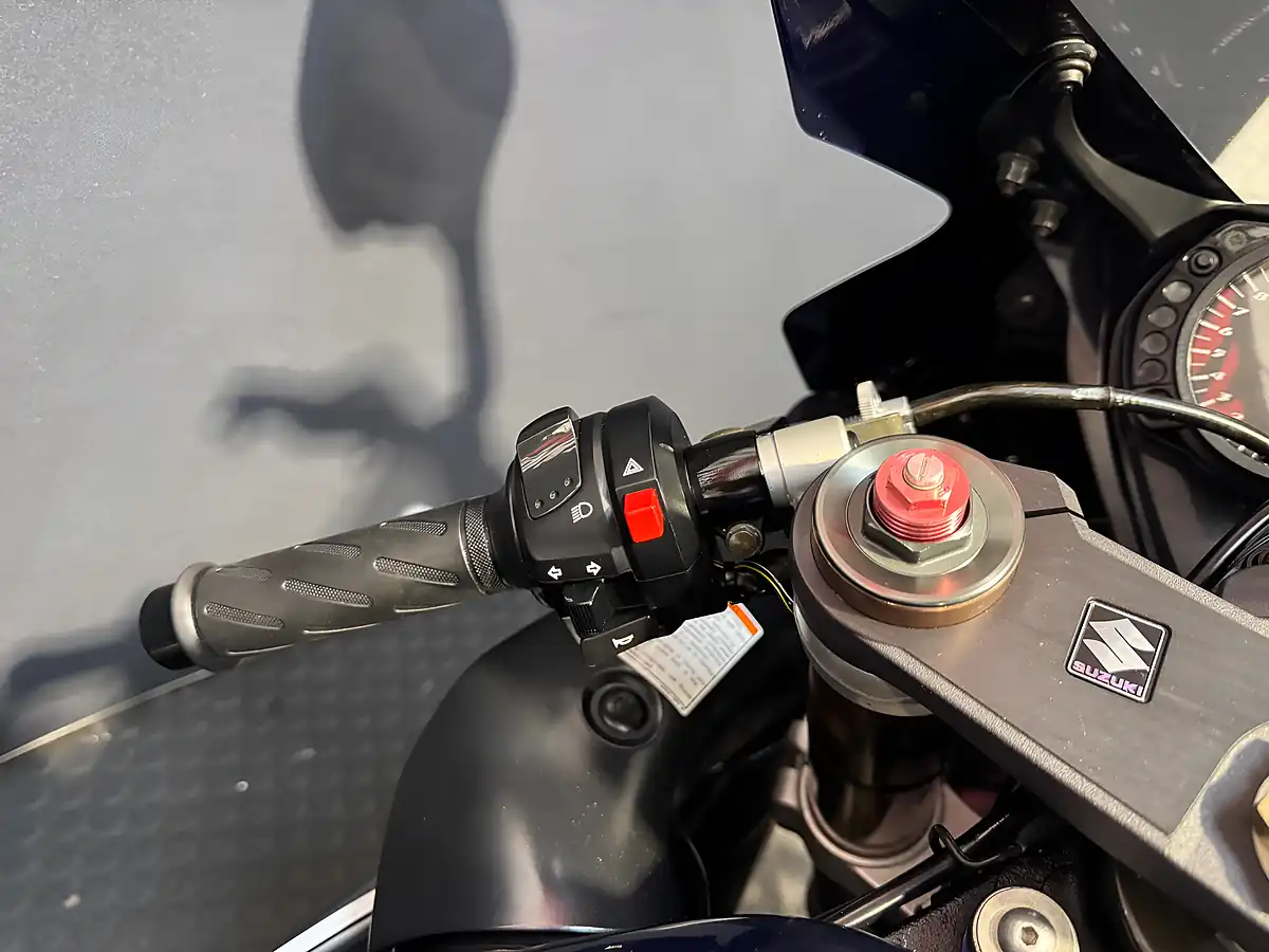 Used 2006 Suzuki GSX-R1000 - Interior and Exterior details 12