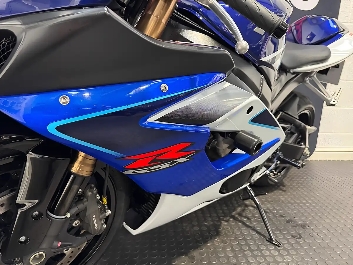 Used 2006 Suzuki GSX-R1000 - Interior and Exterior details 16