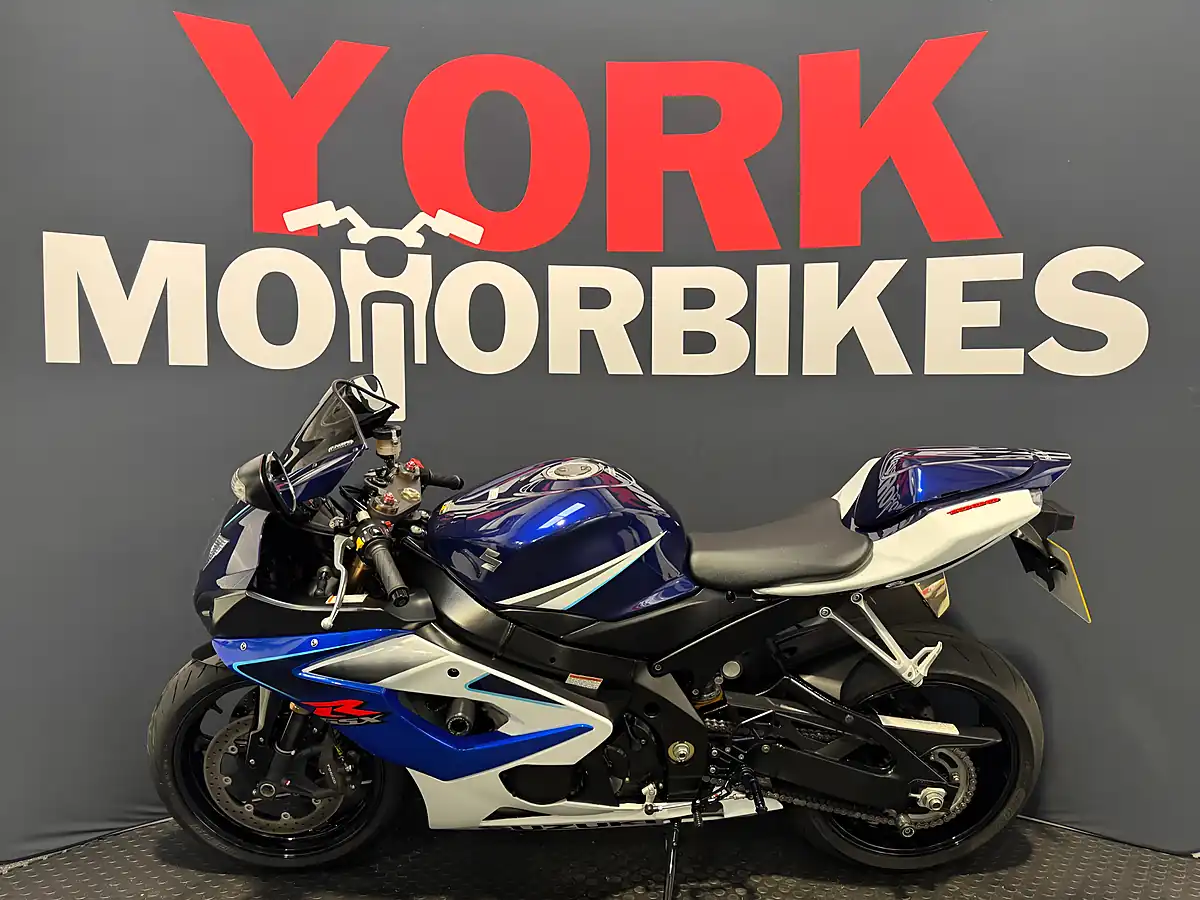 Used 2006 Suzuki GSX-R1000 - Interior and Exterior details 2