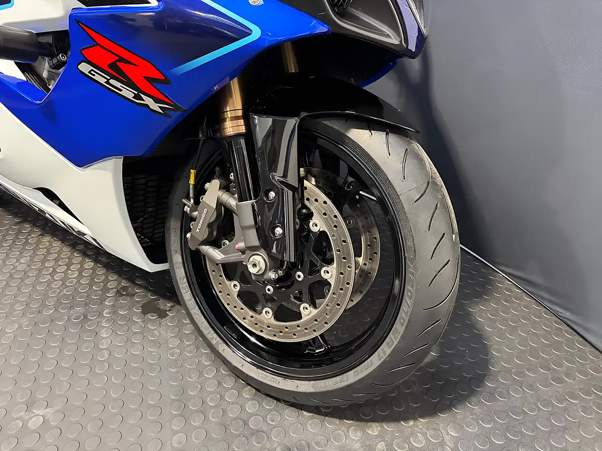 Used 2006 Suzuki GSX-R1000 - Interior and Exterior details 7