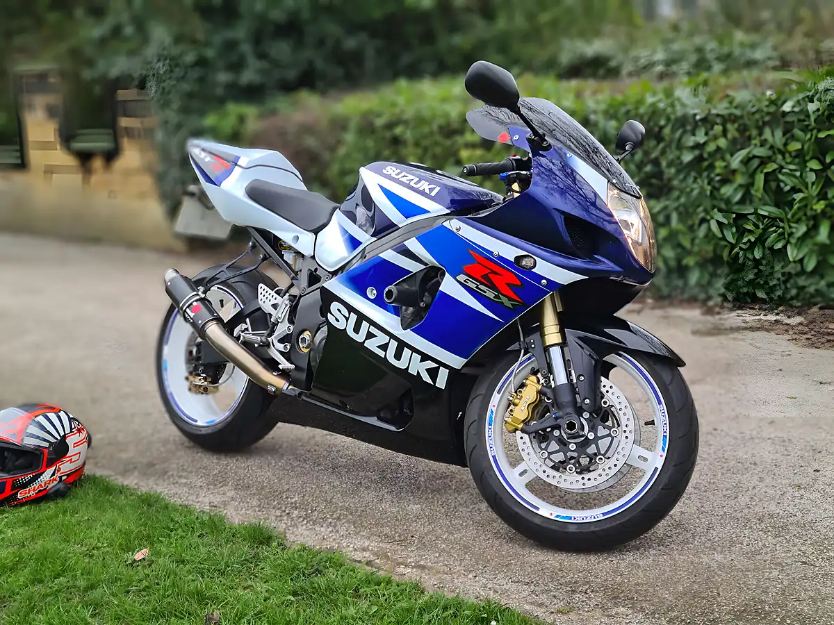 Used 2006 Suzuki GSX-R1000 K4 Blue - Interior and Exterior details 3
