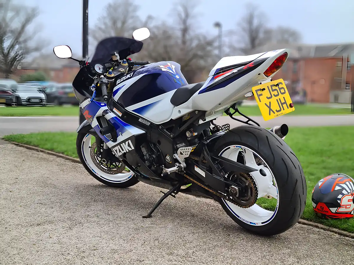 Used 2006 Suzuki GSX-R1000 K4 Blue - Interior and Exterior details 7