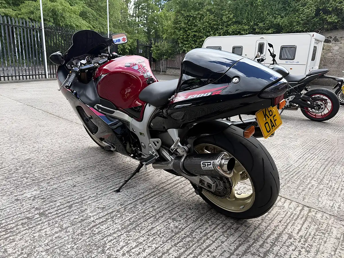 Used 2006 Suzuki GSX1300R Hayabusa 1300 Black - Interior and Exterior details 4