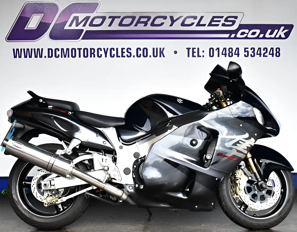 Used 2006 Suzuki GSX1300R Hayabusa Black - Front View
