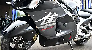 Used 2006 Suzuki GSX1300R Hayabusa Black - Interior and Exterior details 13