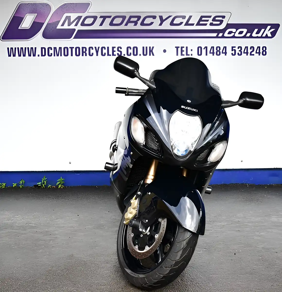Used 2006 Suzuki GSX1300R Hayabusa Black - Interior and Exterior details 3